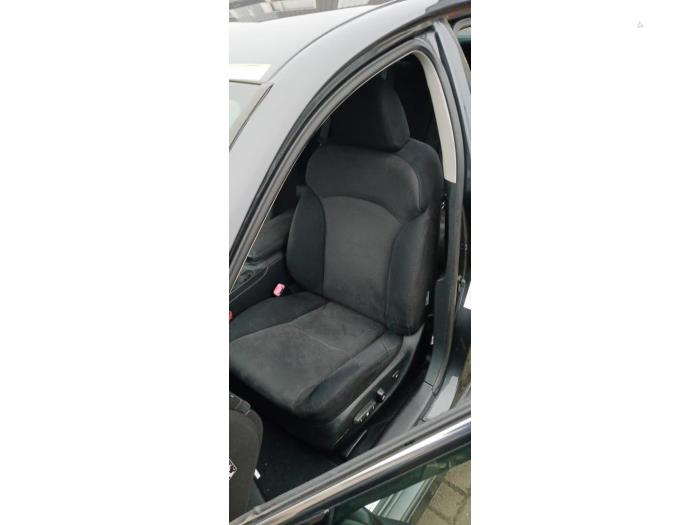 Lexus IS 250 2.5 V6 24V Épave (2007, Foncé, Gris)