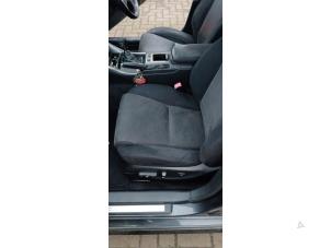 Lexus IS 250 2.5 V6 24V Épave (2007, Foncé, Gris)