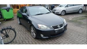 Lexus IS 250 2.5 V6 24V Épave (2007, Foncé, Gris)
