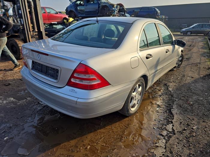 Mercedes C-Klasse Épave (2003, Gris)