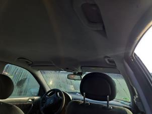 Mercedes C-Klasse Épave (2003, Gris)