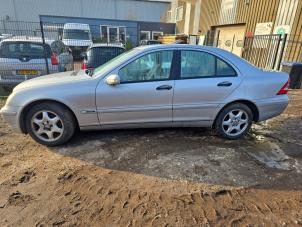 Mercedes C-Klasse Épave (2003, Gris)