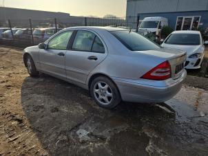 Mercedes C-Klasse Épave (2003, Gris)