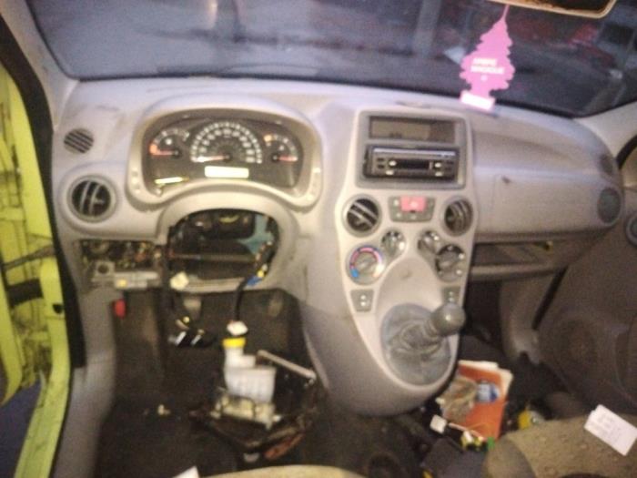 Fiat Panda 1.1 Fire Vehículo de desguace (2005, Verde)