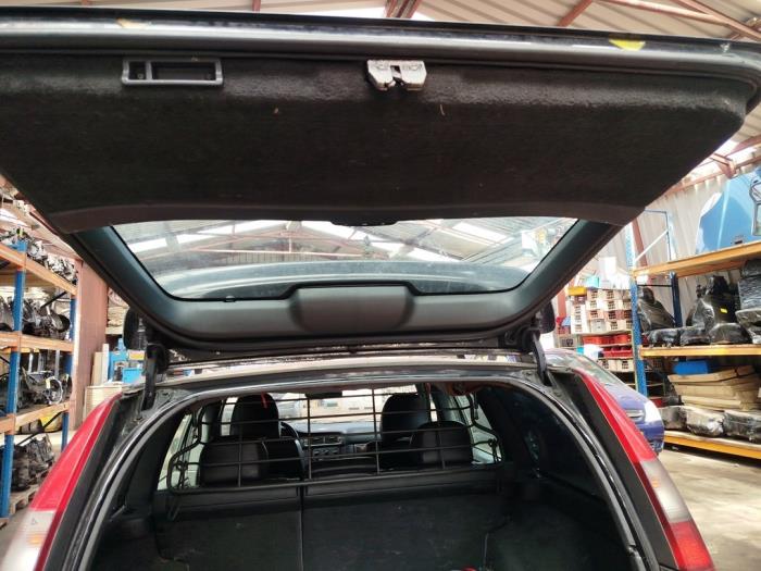 Volvo V70 2.5 TDI Épave (2000, Noir)