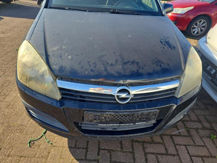 Opel Astra H SW 1.6 16V Twinport Samochód złomowany (2006, Czarny)