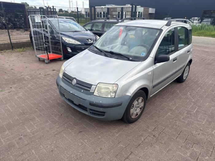Fiat Panda 1.2 Fire Samochód złomowany (2005, Szary)