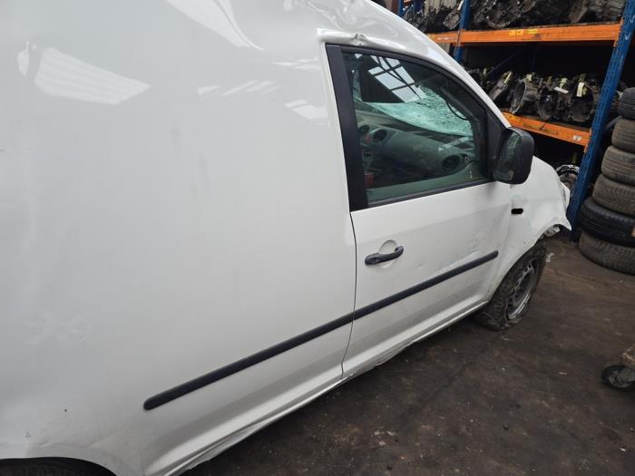 Volkswagen Caddy III 2.0 SDI Samochód złomowany (2005, Bialy)