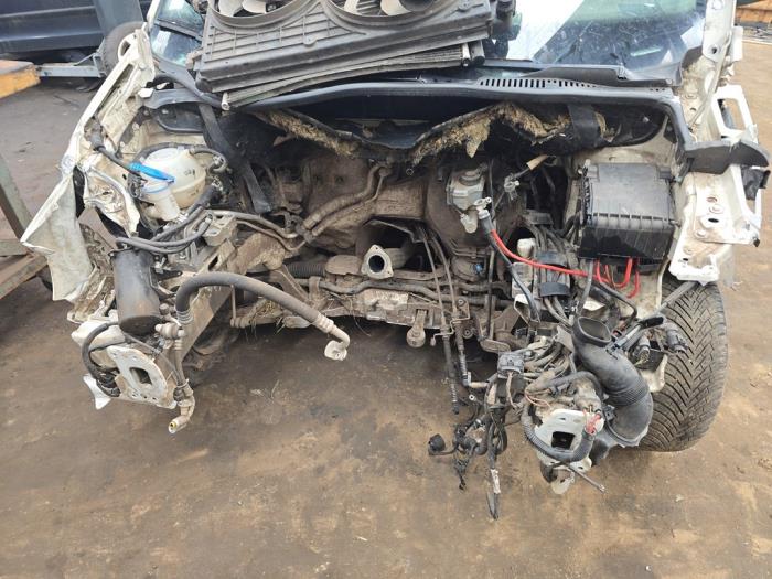 Volkswagen Caddy III 2.0 SDI Samochód złomowany (2005, Bialy)