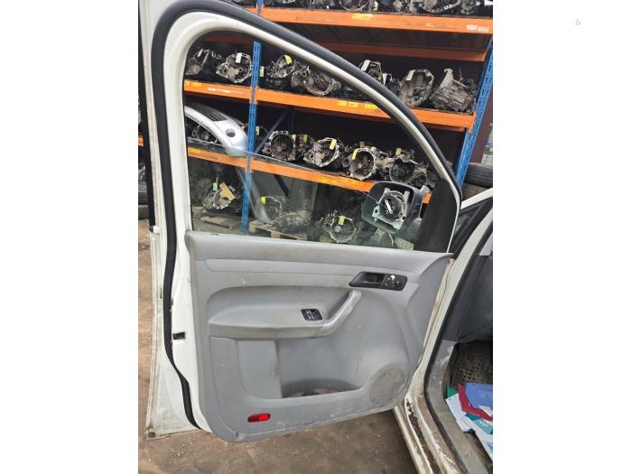 Volkswagen Caddy III 2.0 SDI Samochód złomowany (2005, Bialy)