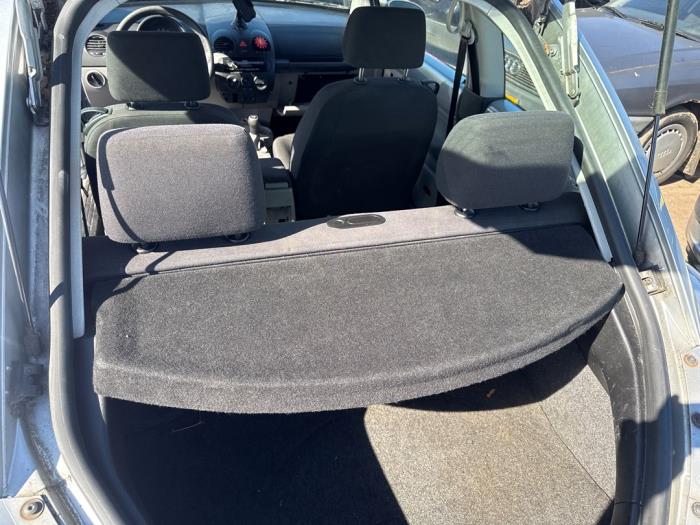 Volkswagen New Beetle 1.6 Épave (2005, Gris)