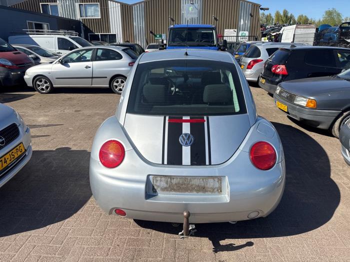 Volkswagen New Beetle 1.6 Épave (2005, Gris)
