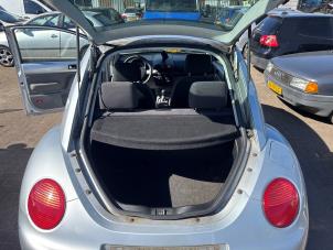 Volkswagen New Beetle 1.6 Épave (2005, Gris)