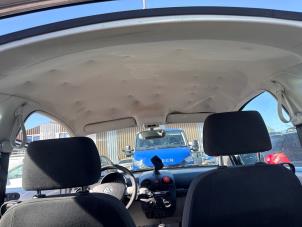 Volkswagen New Beetle 1.6 Épave (2005, Gris)