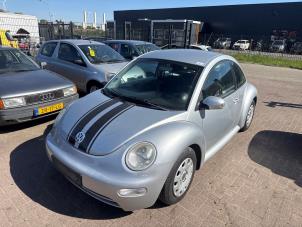 Volkswagen New Beetle 1.6 Épave (2005, Gris)