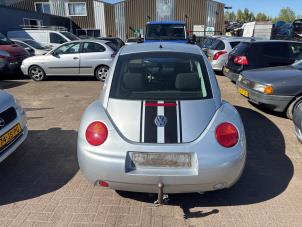 Volkswagen New Beetle 1.6 Épave (2005, Gris)