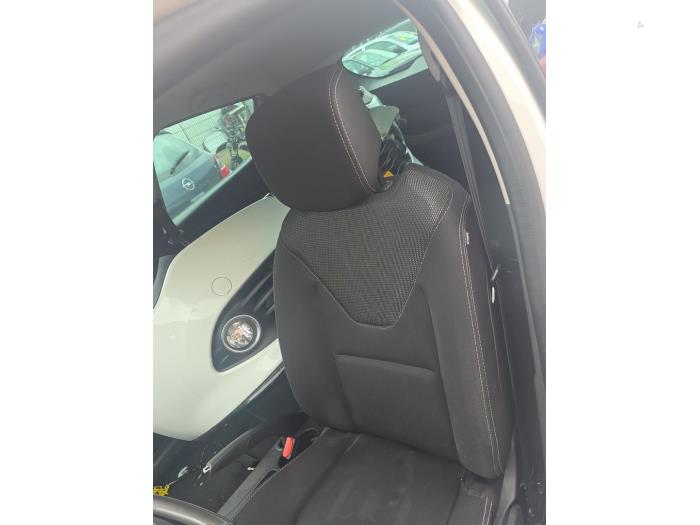 Renault Clio IV 0.9 Energy TCE 90 12V Épave (2014, Blanc)