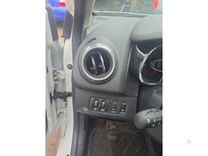 Renault Clio IV 0.9 Energy TCE 90 12V Épave (2014, Blanc)
