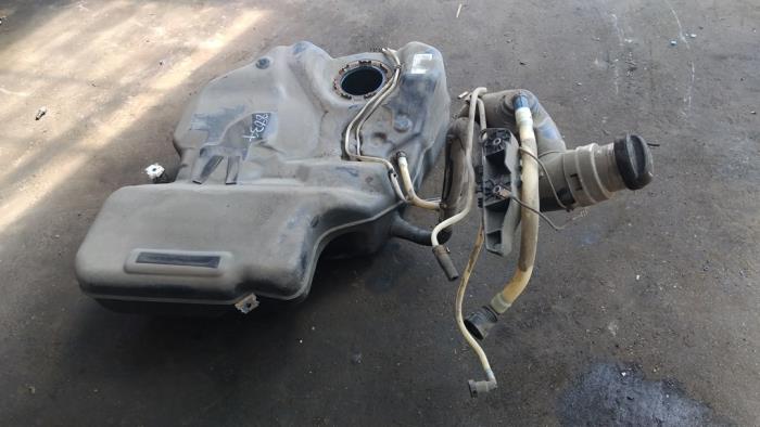 Volkswagen Passat Variant 2.0 TFSI/TSI 16V Vehículo de desguace (2007, Gris)