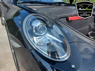 Porsche 911 3.8 24V Carrera 4S Samochód złomowany (2013, Czarny)
