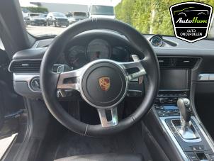 Porsche 911 3.8 24V Carrera 4S Samochód złomowany (2013, Czarny)
