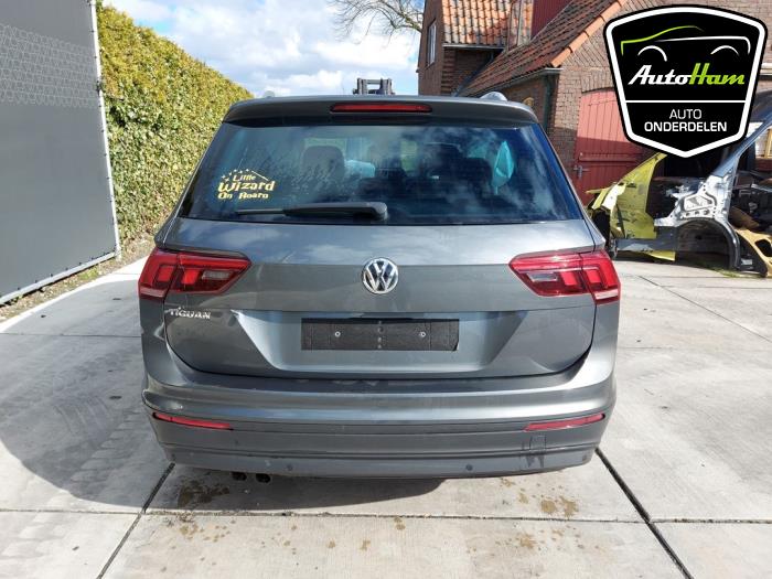 Volkswagen Tiguan 1.5 TSI 16V Salvage vehicle (2019, Gray)