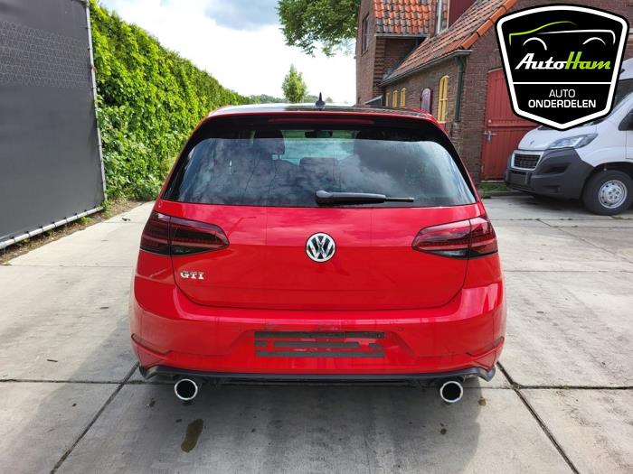 Volkswagen Golf VII 2.0 GTI 16V Performance Package Skrotfordon (2017, ROOD)
