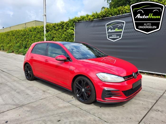 Volkswagen Golf VII 2.0 GTI 16V Performance Package Skrotfordon (2017, ROOD)