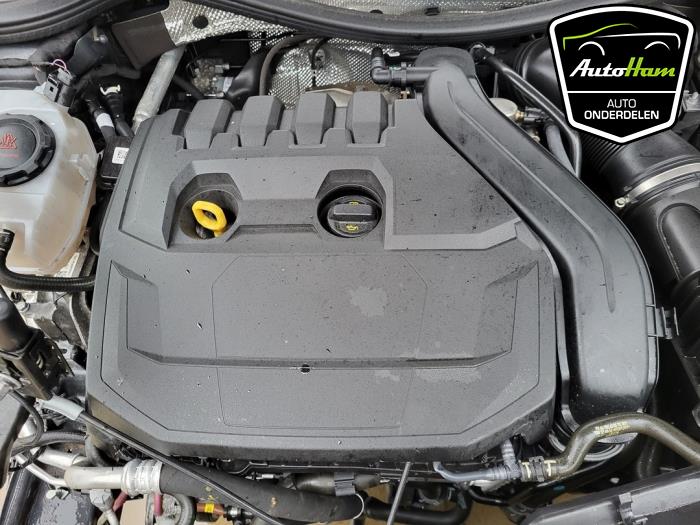 Volkswagen Golf VIII 1.5 TSI BlueMotion 16V Vehículo de desguace (2022, Gris)
