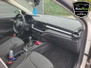 Skoda Fabia IV 1.0 TSI 12V Épave (2023, Blanc)