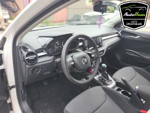 Skoda Fabia IV 1.0 TSI 12V Épave (2023, Blanc)