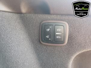 Porsche Macan 3.0 S Diesel V6 24V Épave (2014, Blanc)