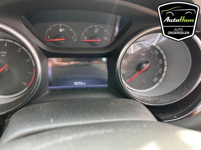 Opel Astra K 1.0 SIDI Turbo 12V Skrotfordon (2019, ZWART)