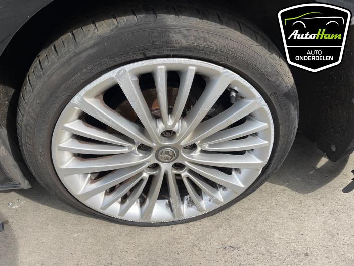 Opel Astra K 1.0 SIDI Turbo 12V Skrotfordon (2019, ZWART)