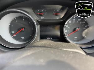 Opel Astra K 1.6 CDTI 136 16V Épave (2018, Léger, Bleu)