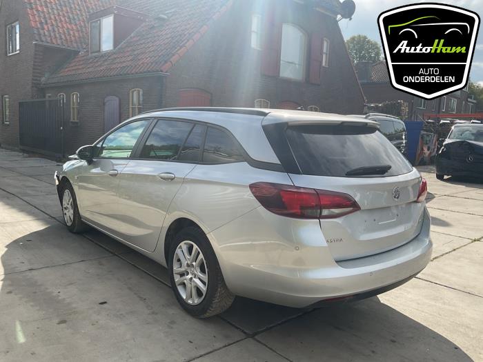 Opel Astra K Sports Tourer 1.0 ECOTEC Direct Injection Turbo 12V Épave (2019, Gris argenté)