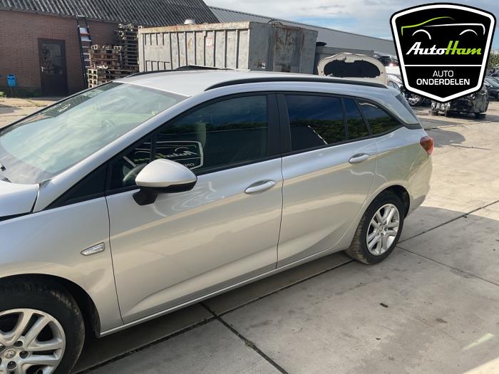 Opel Astra K Sports Tourer 1.0 ECOTEC Direct Injection Turbo 12V Épave (2019, Gris argenté)