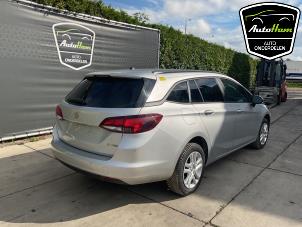 Opel Astra K Sports Tourer 1.0 ECOTEC Direct Injection Turbo 12V Épave (2019, Gris argenté)