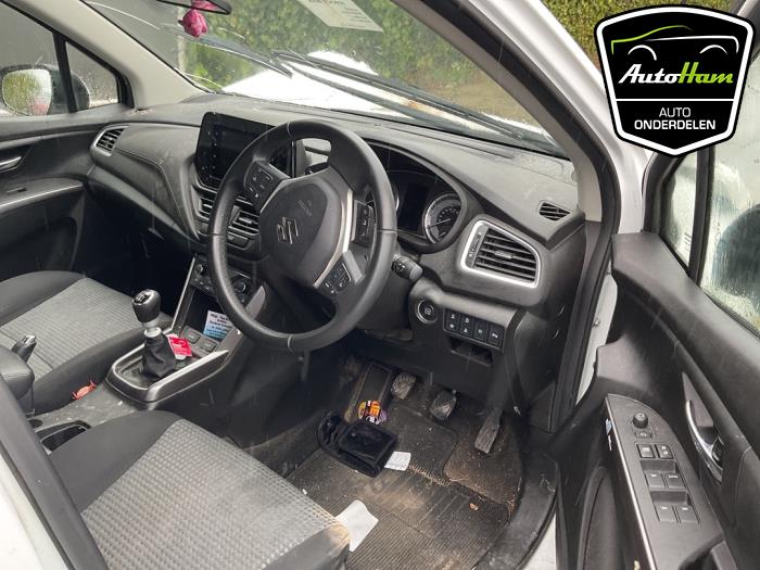 Suzuki S-Cross 1.4 Boosterjet Smart Hybrid Épave (2023, Blanc)