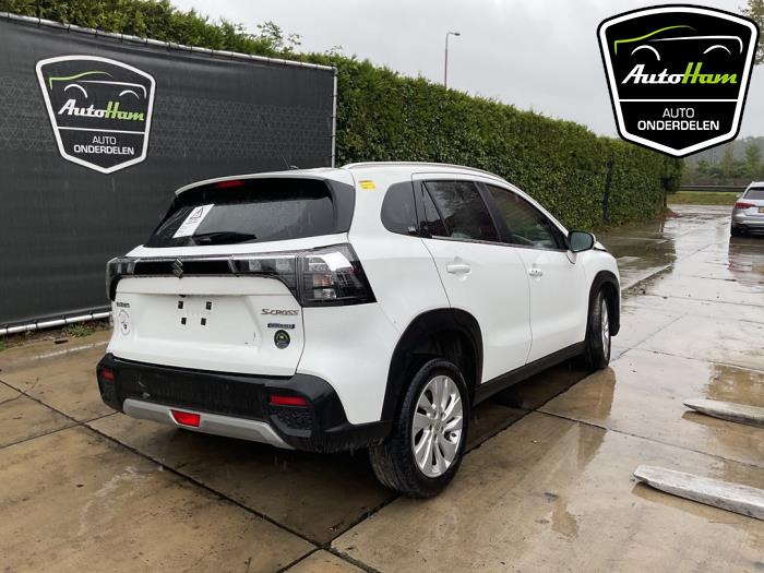 Suzuki S-Cross 1.4 Boosterjet Smart Hybrid Épave (2023, Blanc)