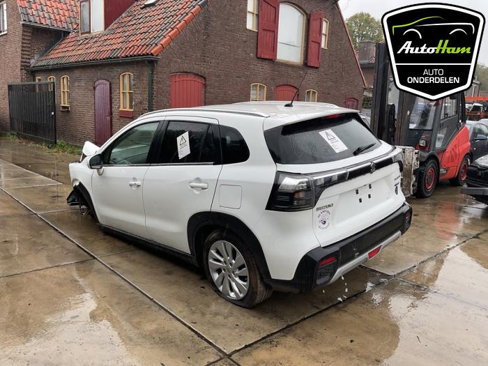 Suzuki S-Cross 1.4 Boosterjet Smart Hybrid Épave (2023, Blanc)