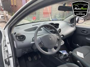 Renault Twingo II 1.2 16V Samochód złomowany (2013, Bialy)