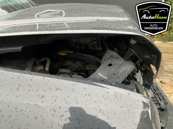 Volkswagen T-Cross 1.0 TSI 95 12V Skrotfordon (2020, GRIJS)