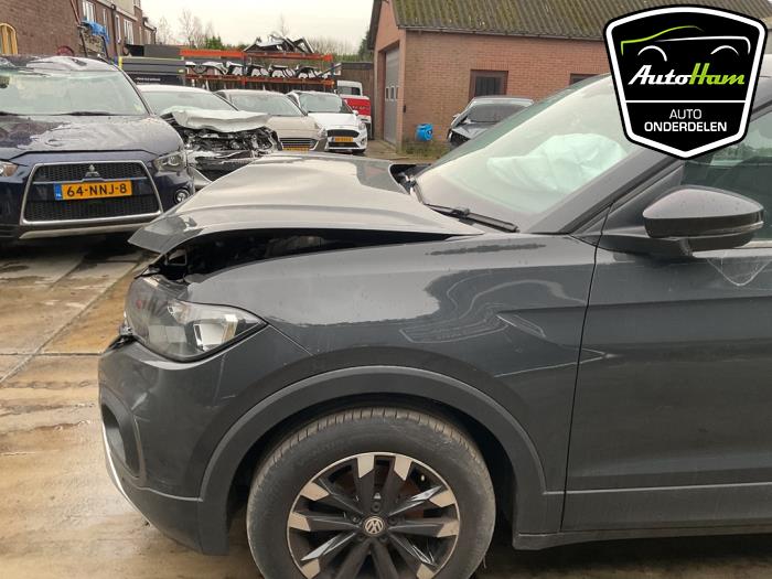 Volkswagen T-Cross 1.0 TSI 95 12V Skrotfordon (2020, GRIJS)