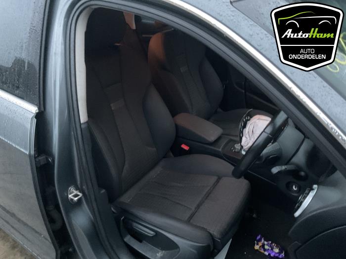 Audi A3 Sportback 1.4 TFSI 16V Épave (2015, Foncé, Gris)