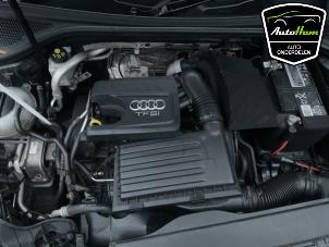 Audi A3 Sportback 1.4 TFSI 16V Épave (2015, Foncé, Gris)