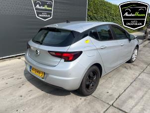 Opel Astra K 1.6 CDTI 110 16V Épave (2018, Gris argenté)