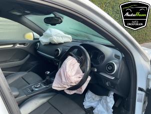 Audi A3 Sportback 1.6 TDI Ultra 16V Épave (2015, Blanc)