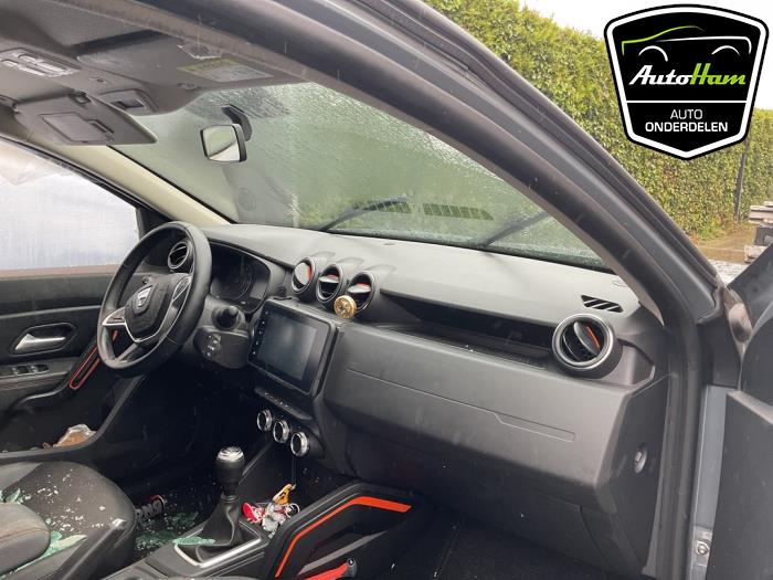 Dacia Duster 1.0 TCE 100 Bi-Fuel, Eco-G 12V Épave (2022, Gris)
