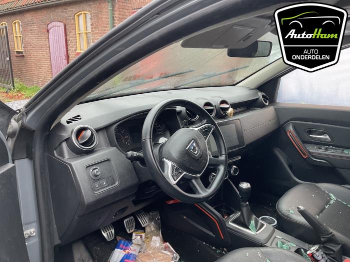 Dacia Duster 1.0 TCE 100 Bi-Fuel, Eco-G 12V Épave (2022, Gris)